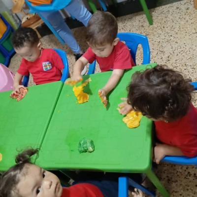 Salonm2usocomer2d8